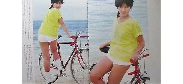 藤谷美和子の10代の頃の雑誌グラビア