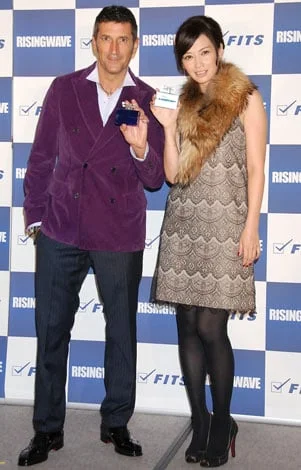 辺見えみりの33歳当時のイベント出演シーン