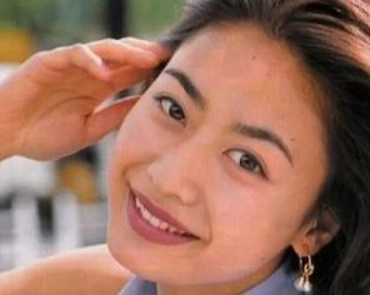 田原俊彦の妻向井田彩子のモデル時代