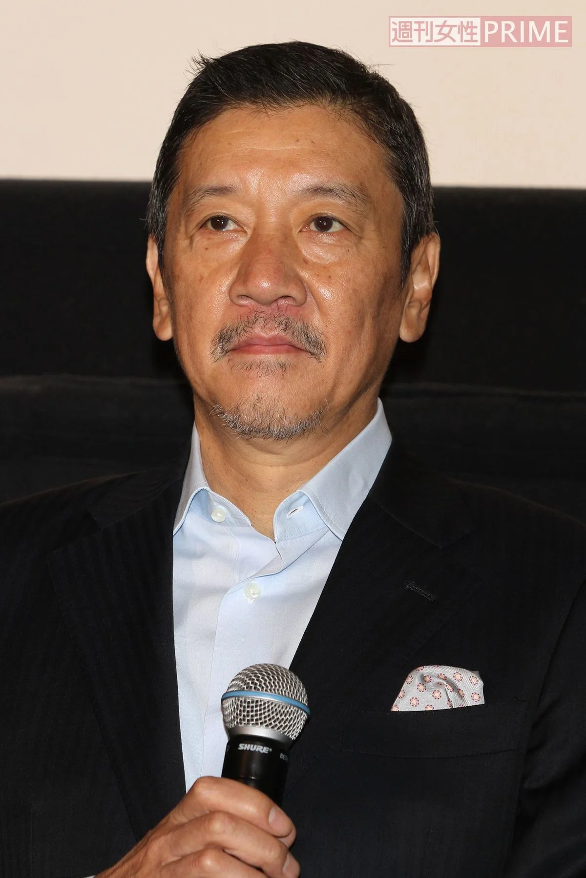 奥田瑛二の舞台挨拶での姿