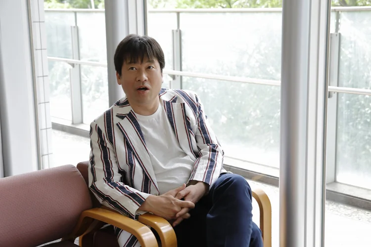 佐藤二朗の異色の経歴を伝える記事
