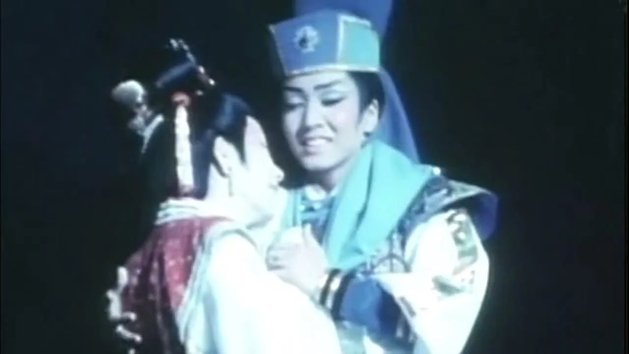 1974年の宝塚舞台で男役を演じる安奈淳