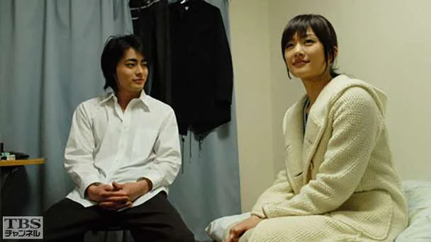20歳の白夜行出演時に笑顔を見せる綾瀬はるか