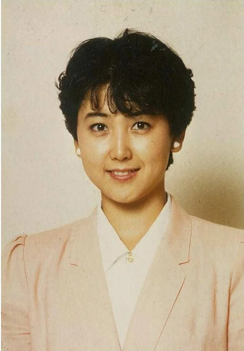 東ちづるの25歳ごろのデビュー当時の写真