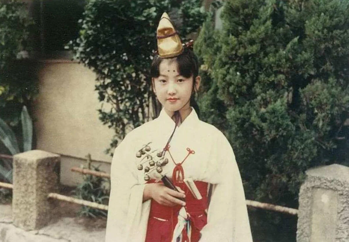 東ちづるの小学6年生ごろの写真