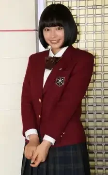 『学校のカイダン』で制服姿を見せる広瀬すず
