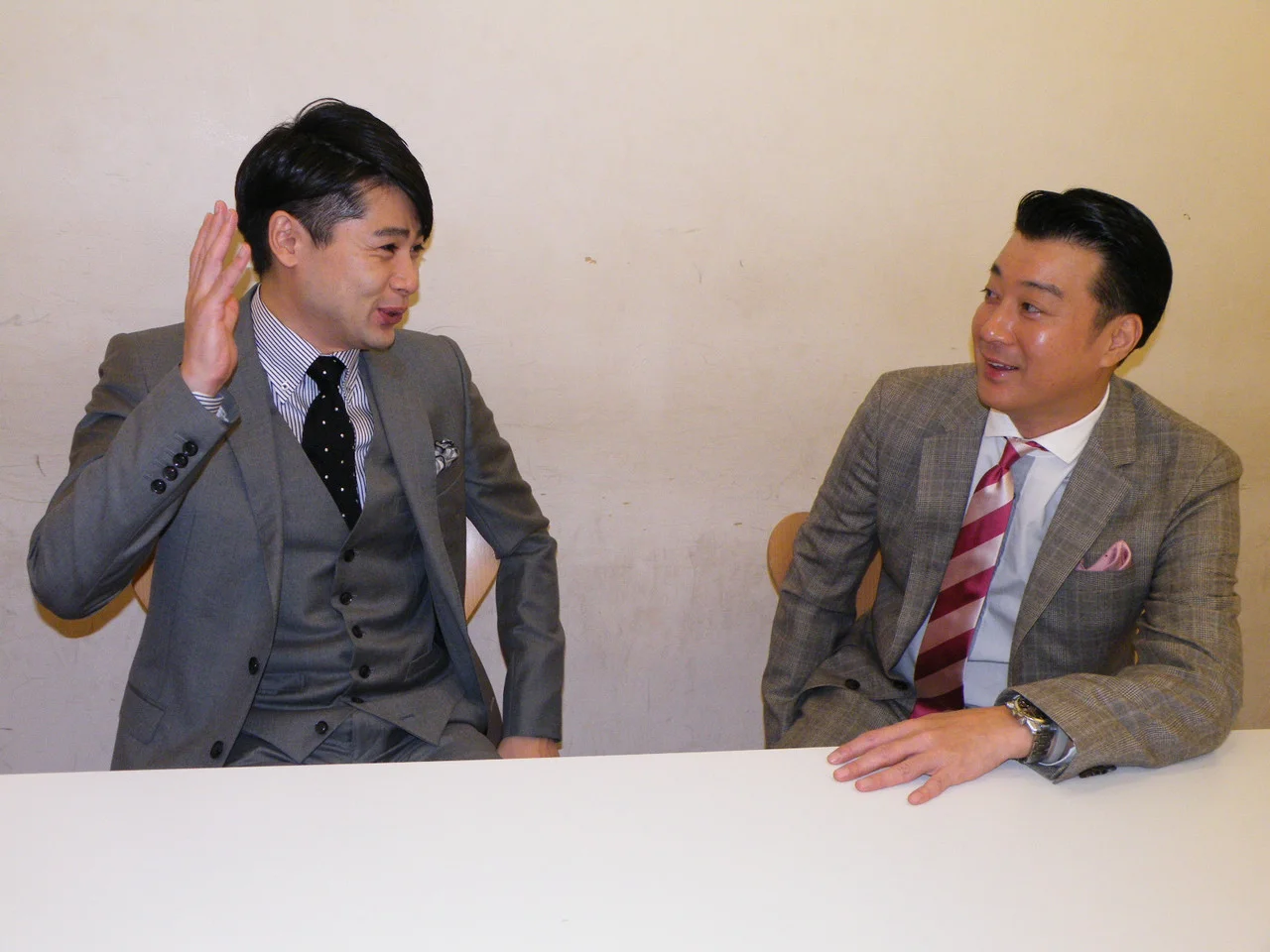 44歳で吉村崇と対談する加藤浩次