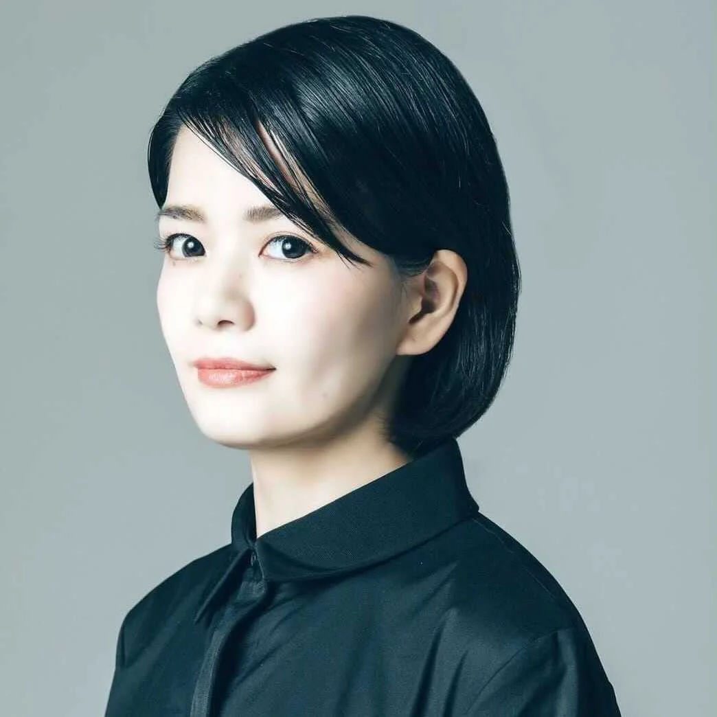 河内大和の妻・真以美