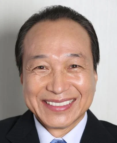61歳の小日向文世