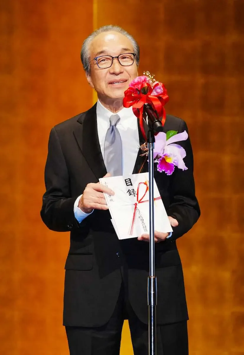橋田賞を受賞した72歳の小日向文世