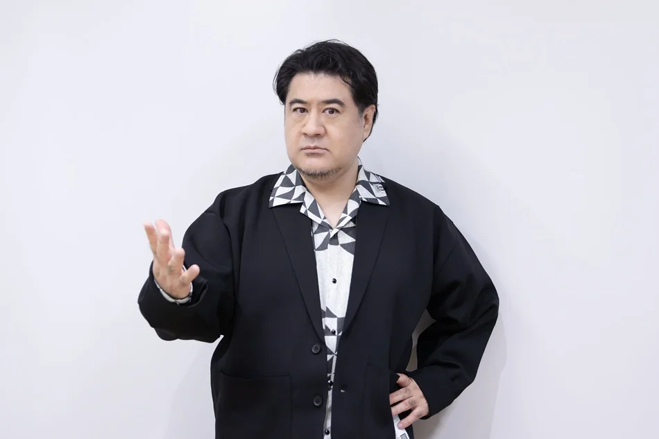 コテンペスト主演時52歳の小手伸也
