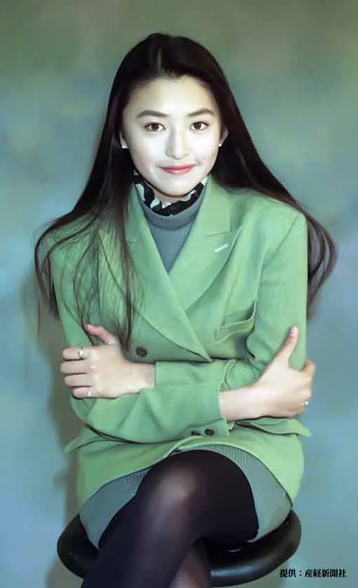 1991年18歳頃の松雪泰子