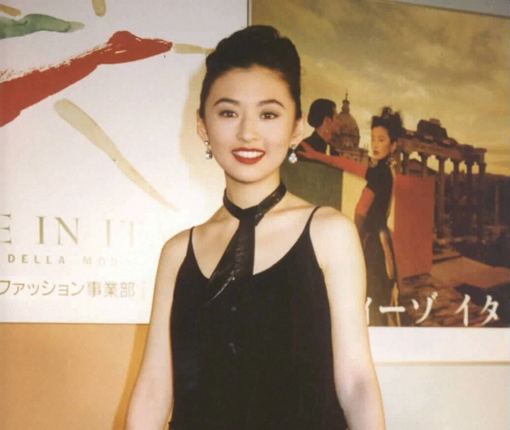 1993年20歳頃の松雪泰子