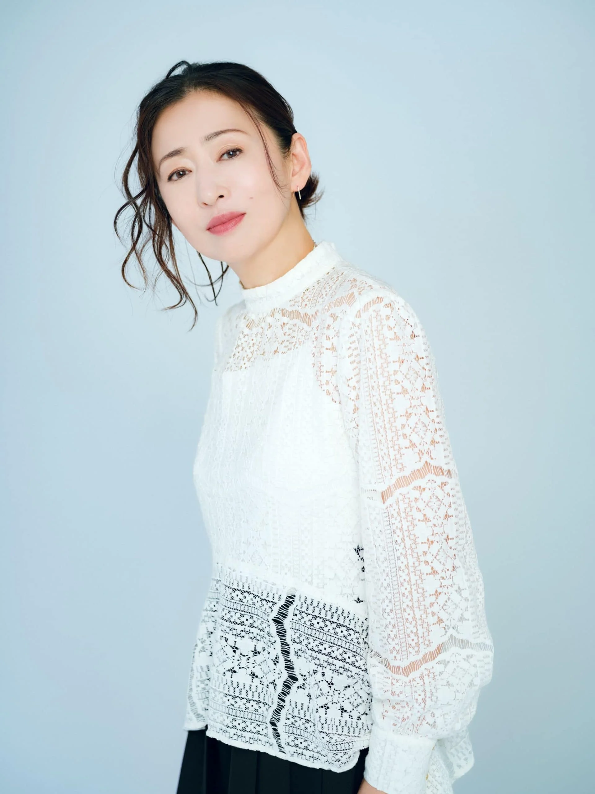 2026年舞台で活躍する松雪泰子