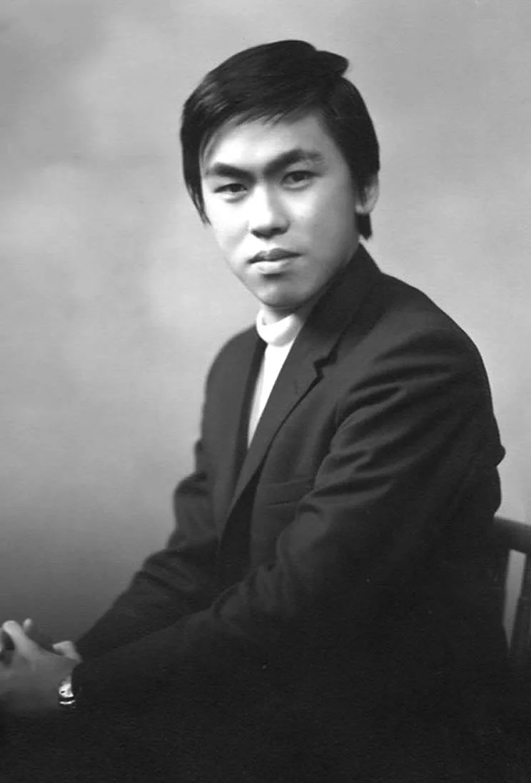 20歳頃の若い佐藤B作