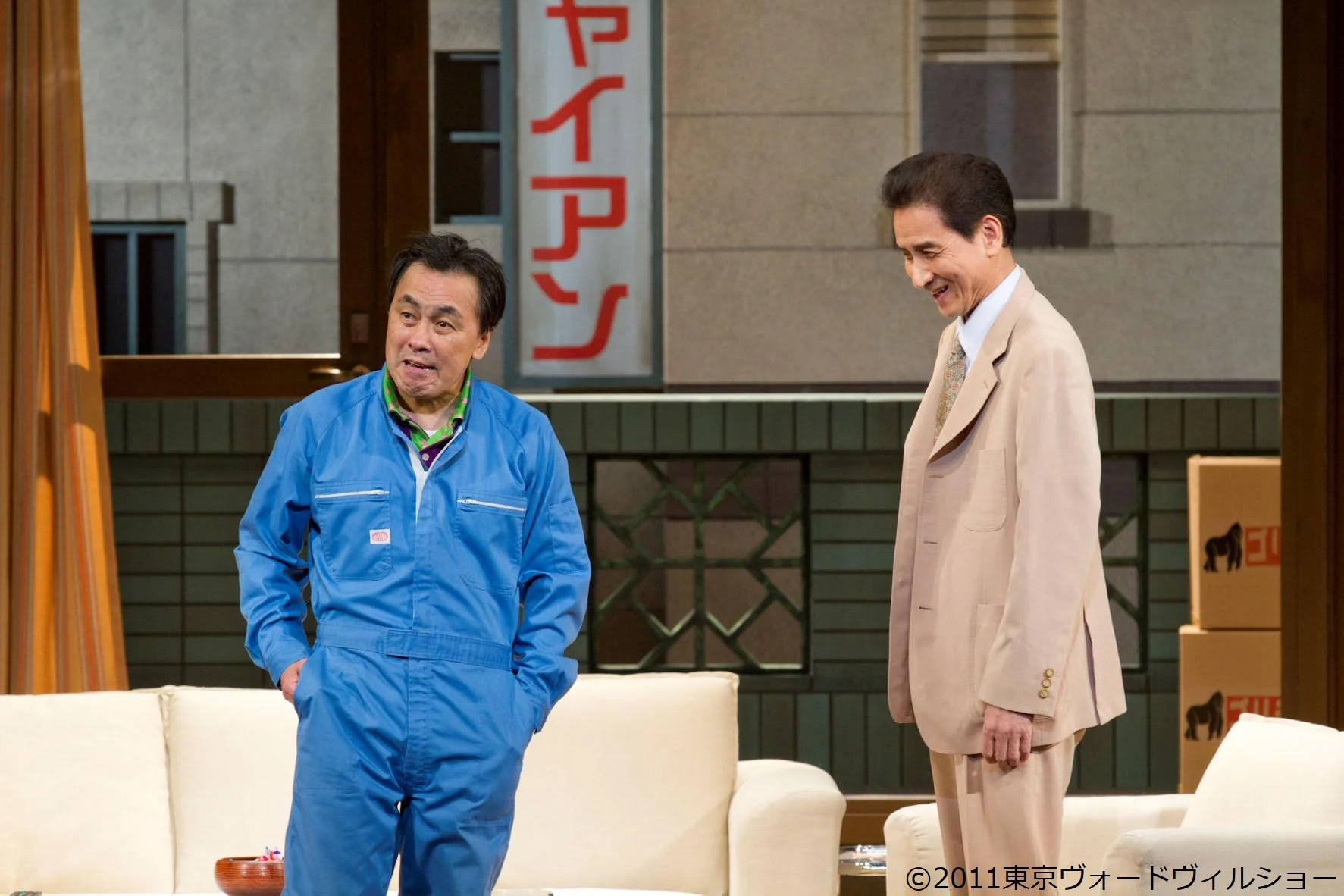 62歳の佐藤B作が舞台に立つ姿