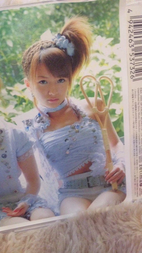2010年22歳の辻希美のファッション