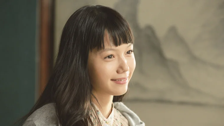 2014年『神様のカルテ2』栗原榛名役の宮崎あおい