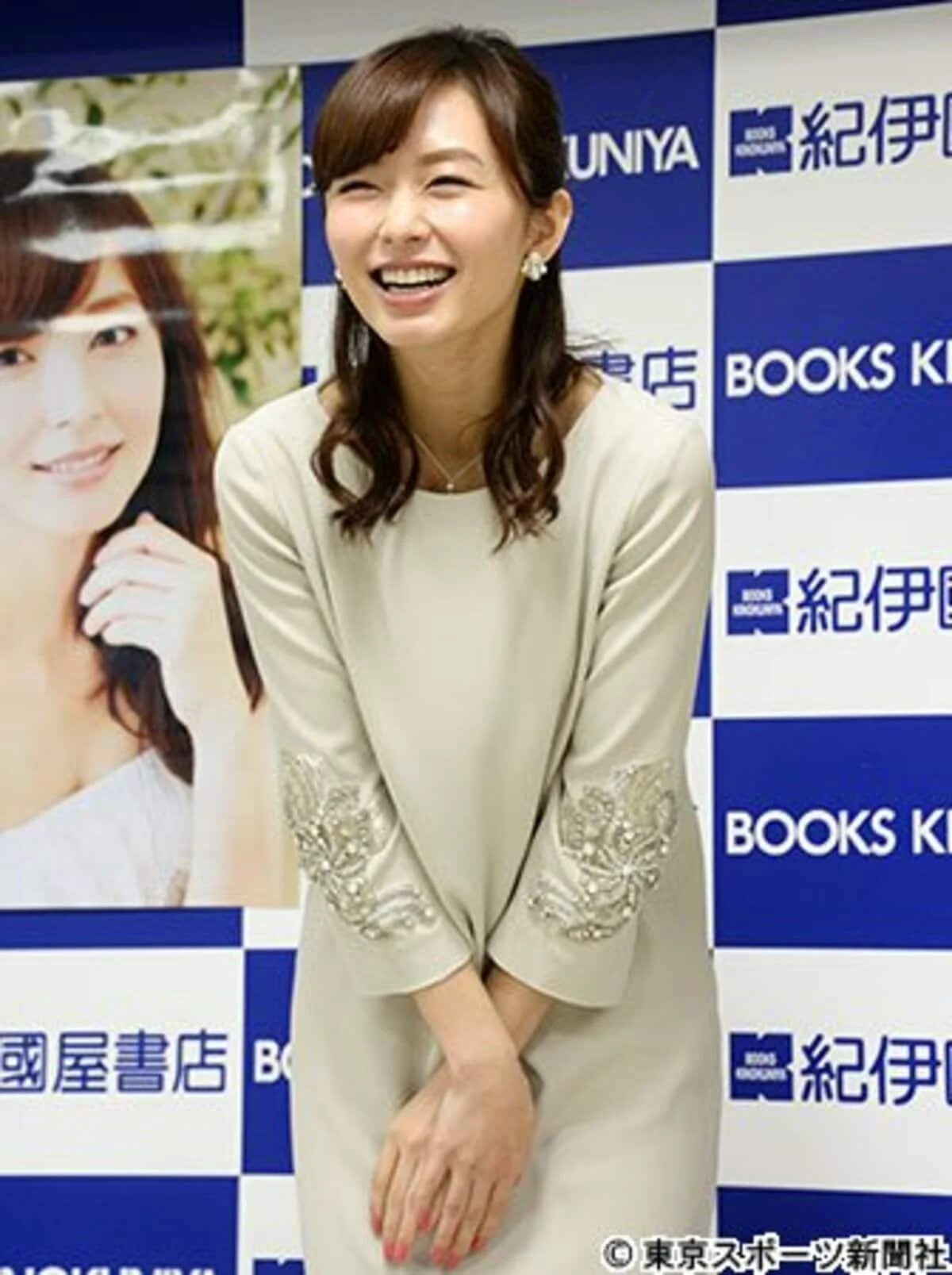 アナウンサーとして公に活動していた当時の伊藤綾子