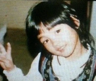国仲涼子 幼少期 沖縄で育った幼少期