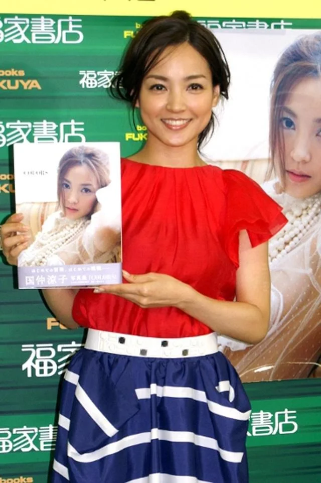 国仲涼子 2011年32歳 COLORS発売とNHKドラマ出演(30歳〜33歳)