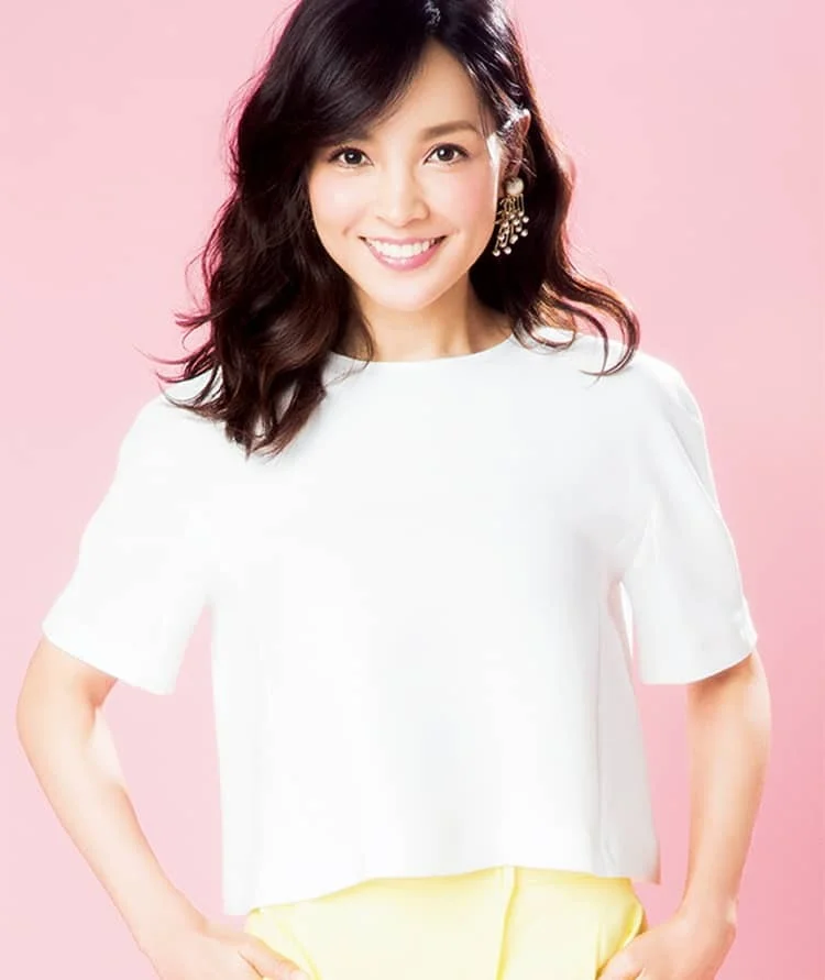 国仲涼子 2015年35歳 デートの試写会と美容誌インタビュー(34歳〜35歳)