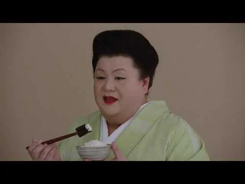2020年のななつぼしCMに登場したマツコ・デラックス