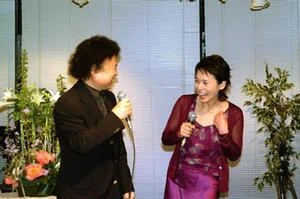2003年4月のイベントで笑う大竹しのぶ