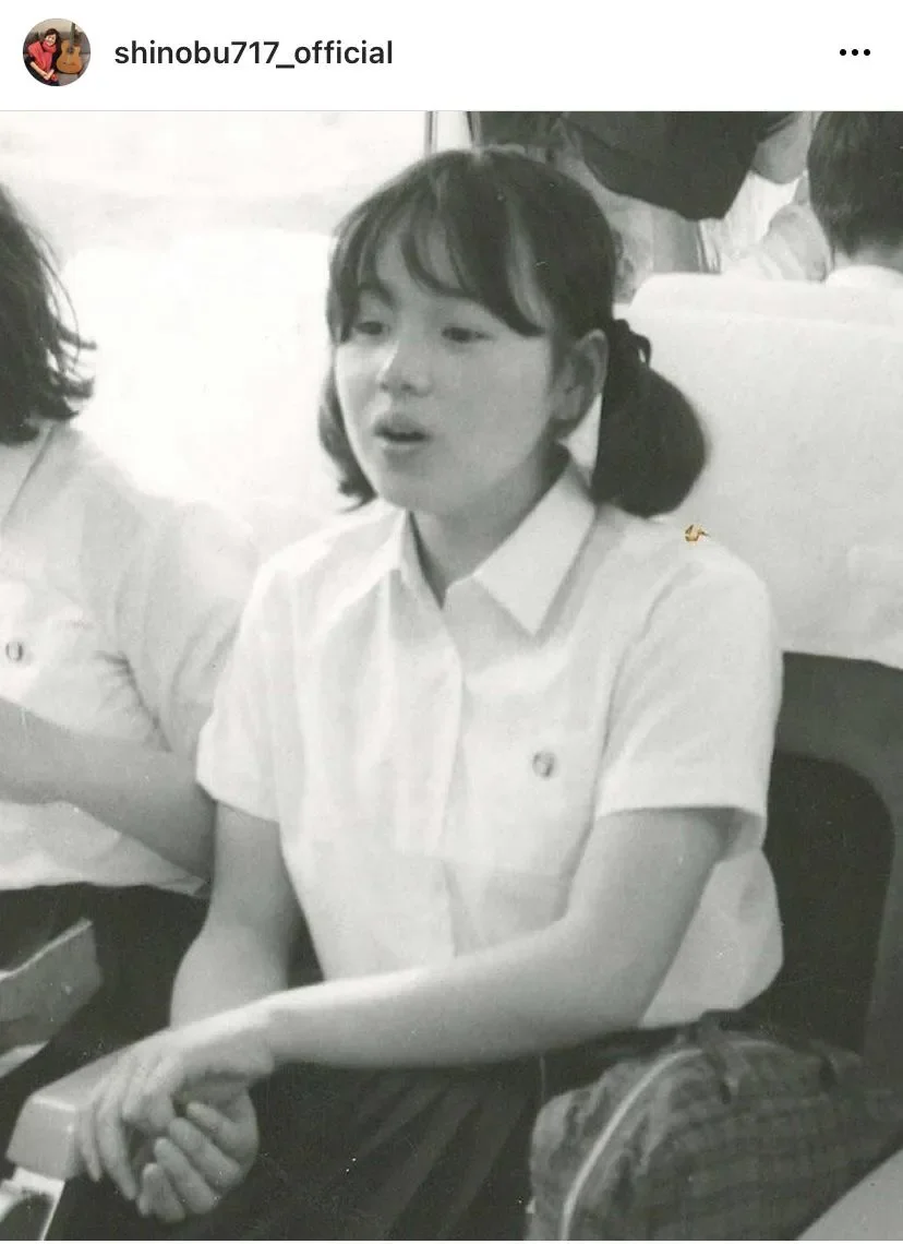 10代の大竹しのぶの白黒写真