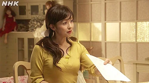 斉藤由貴 2017年・50歳 NHKお母さん、娘をやめていいですか?早瀬顕子