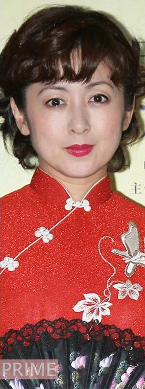 斉藤由貴 2010年・43歳〜44歳 キャプション左から3番目2010年。具体イベントは不明なので資料写真とする