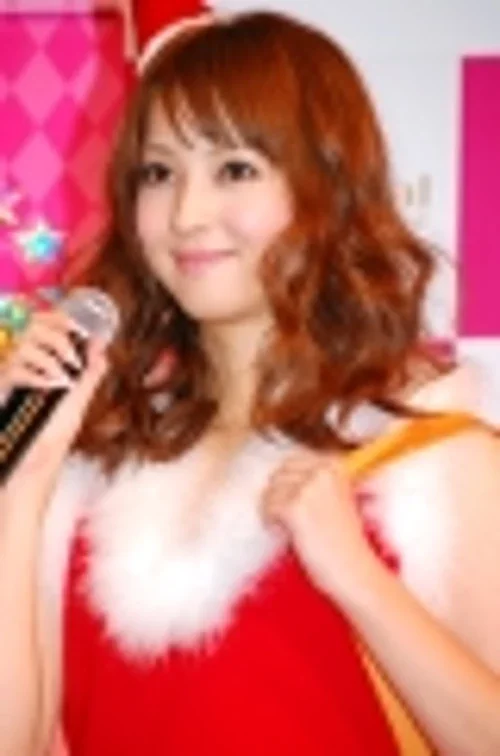 2009年12月3日21歳の佐々木希 エッセンシャルCM発表会
