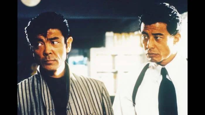 1998年『あぶない刑事フォーエヴァー THE MOVIE』右側の柴田恭兵