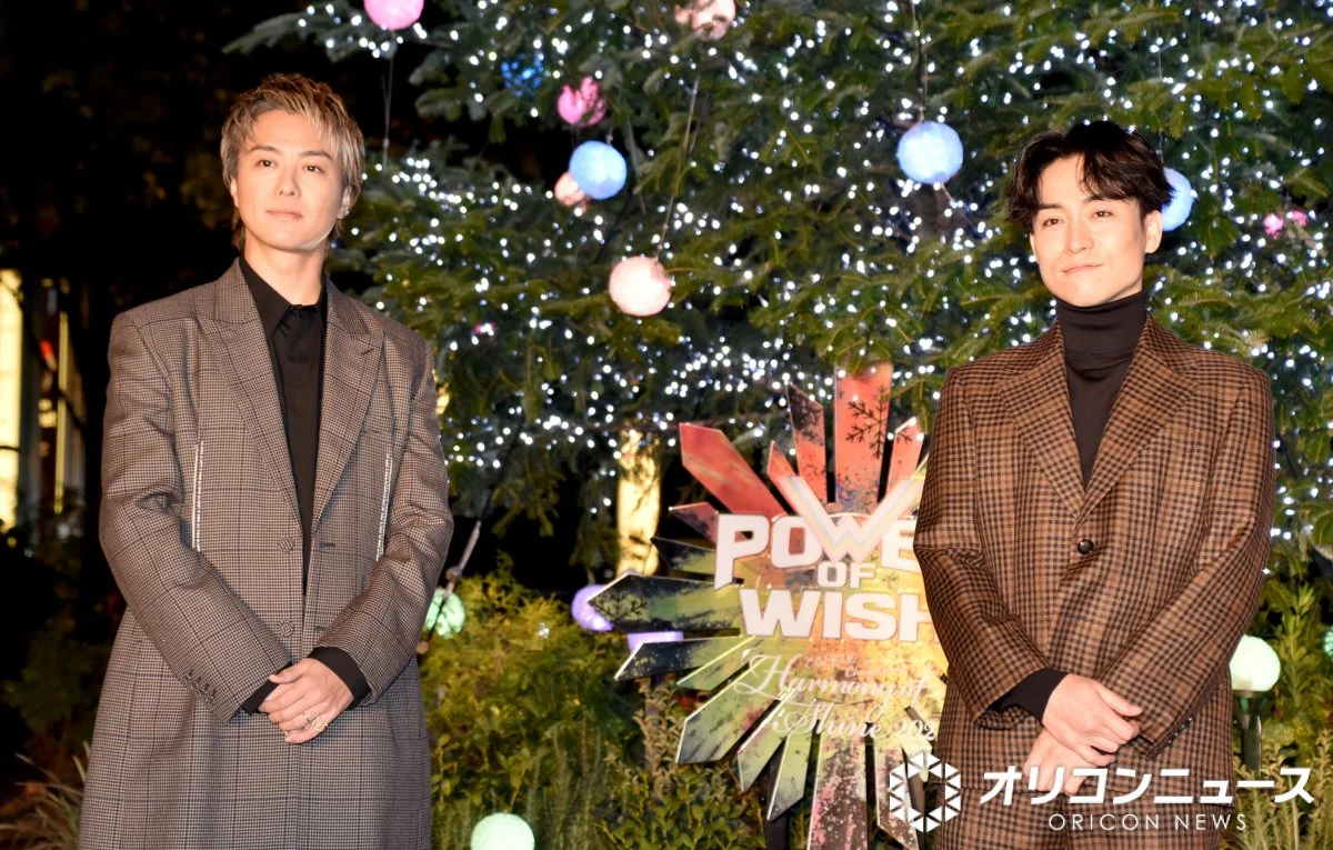2022年のPOWER OF WISH発表会に登場した左側のTAKAHIRO